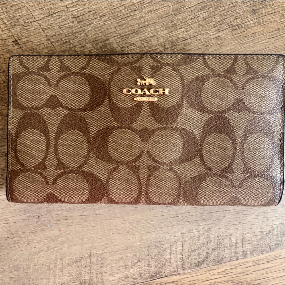 Coach Tan wallet  & Card Holder